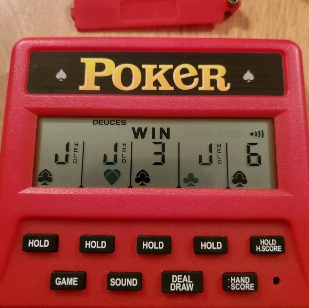 Small 5 in 1 Handheld 5 In 1 Poker Electronic Game Portable Gambling Draw Deuces - Picture 3 of 4
